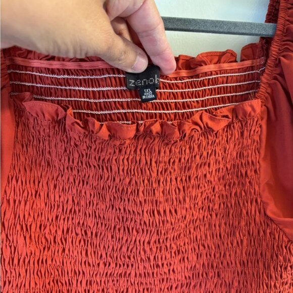 Zenobia Scarlet Smocked Blouse with Puff Sleeves - Picture 3 of 4